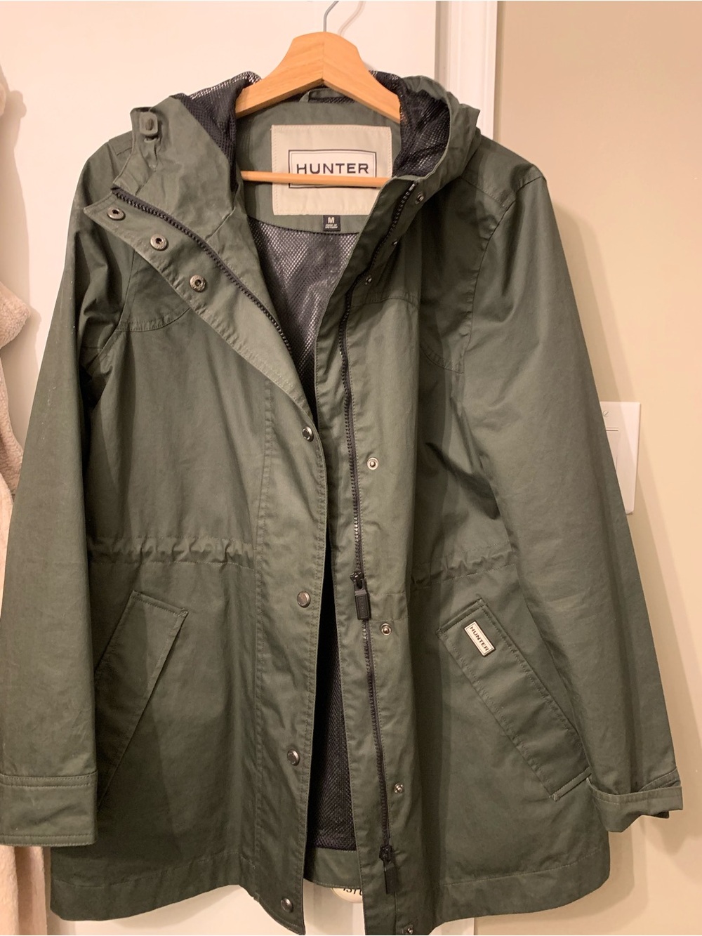 Women’s Hunter Olive Green Hooded Jacket Size M